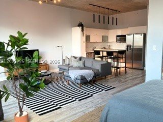 Property photo # 6