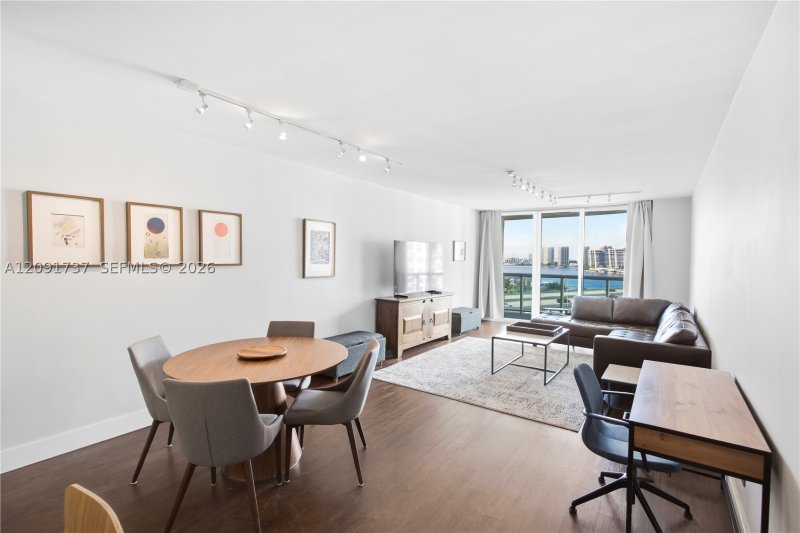 Comprar apartamento no Ocean View 1219