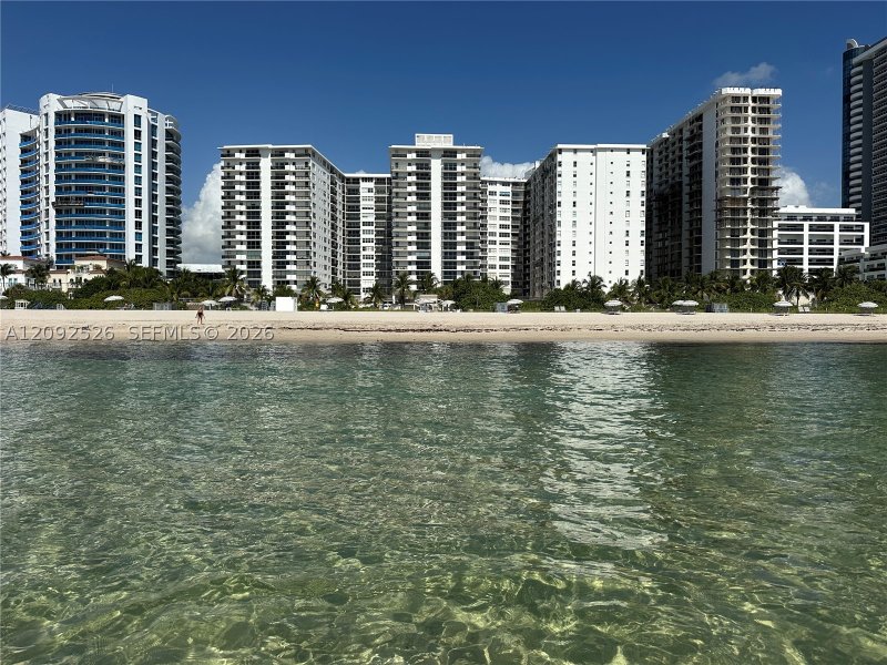 Apartment for rent at Maison Grande 721