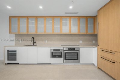 Comprar apartamento no 2200 Brickell 406