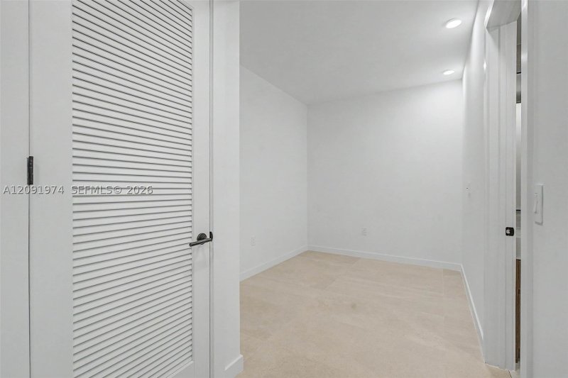 Condo for sale at 2200 Brickell 406