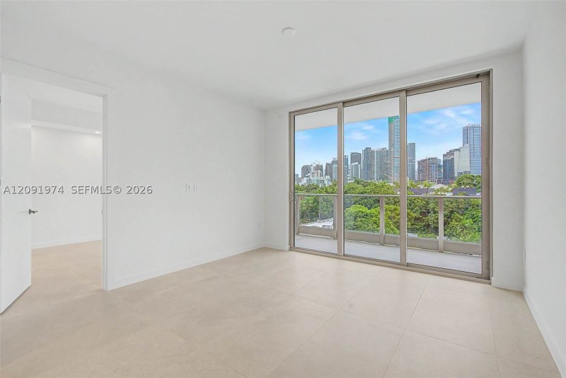 Condo for sale at 2200 Brickell 406