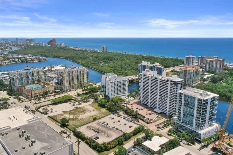 Condo for sale at The Corinthian 4F