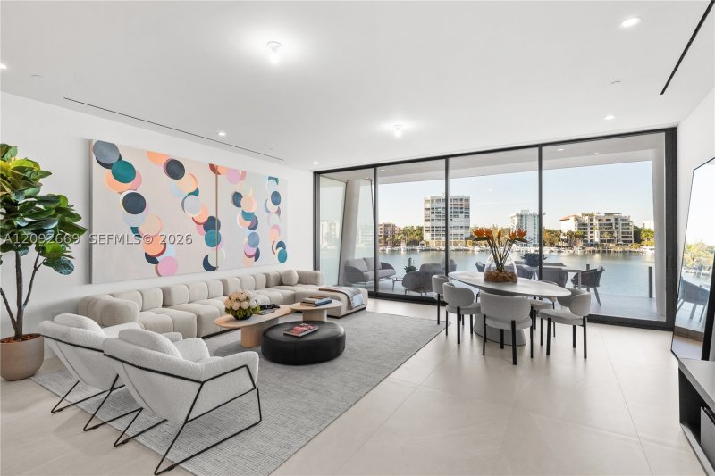 Aluguel de apartamento no Vita at Grove Isle S301