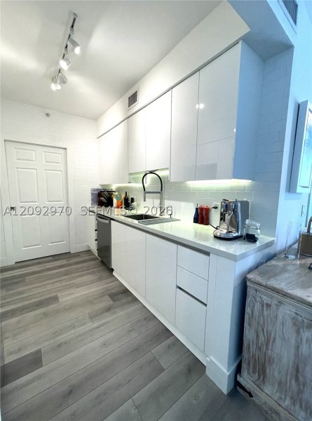 Alquiler de apartamento en 350 Las Olas Place 680