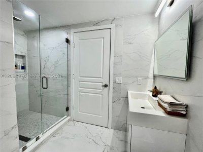 Alquiler de apartamento en 350 Las Olas Place 680