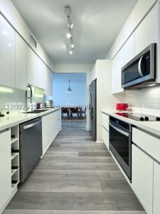 350 Las Olas Place Apt #680