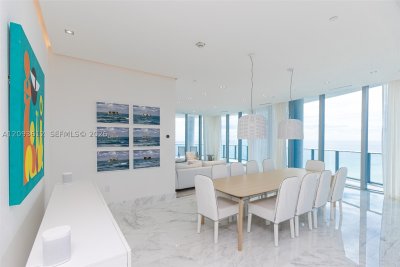 Comprar apartamento en Chateau Beach Residences 1802
