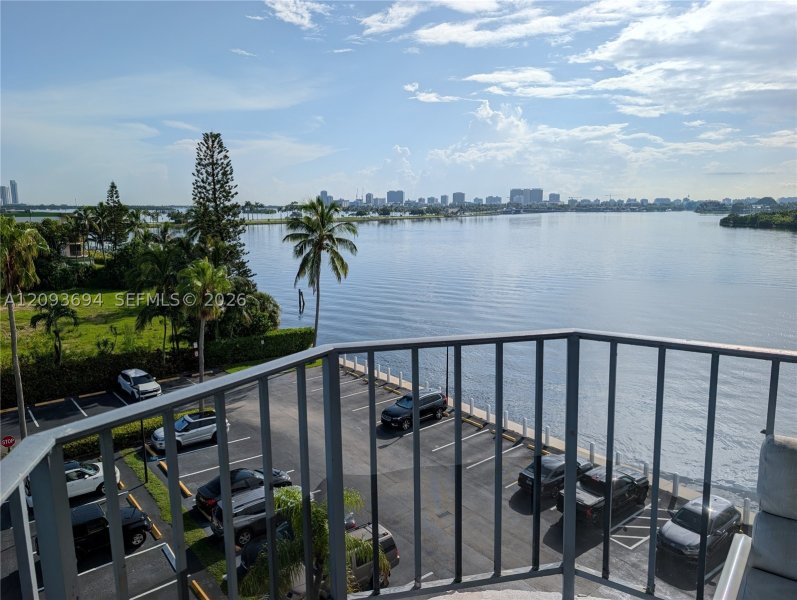 Condo for sale at Majorca Towers 502