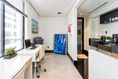 Comprar apartamento no Brickell Flatiron 9A