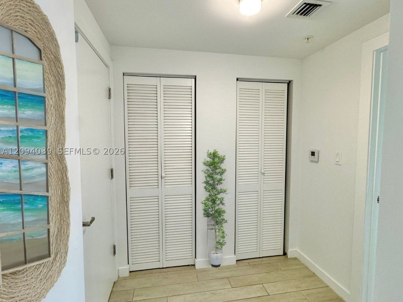 Apartment for rent at 26 Edgewater 519