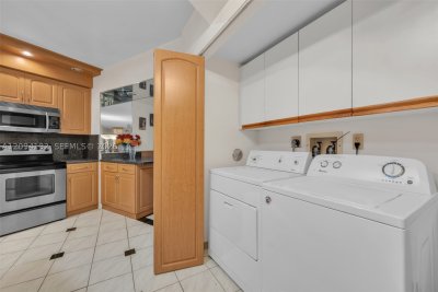 Comprar apartamento no Hamptons West 305