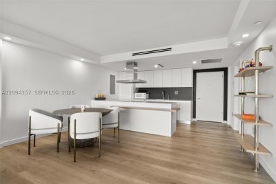 Comprar apartamento no Commodore Club West 1002