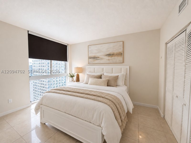Apartment for rent at One Miami East Tower 3015