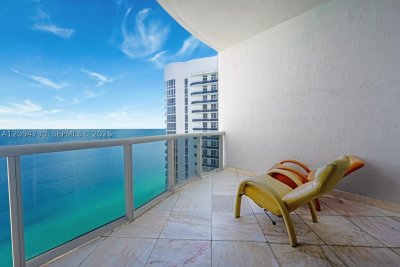 Trump Tower One Apt #3806