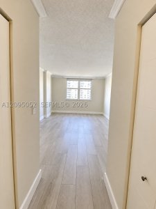 Aluguel de apartamento no Arlen House 621
