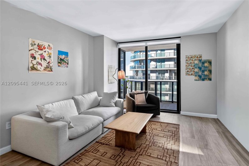 Property photo # 0