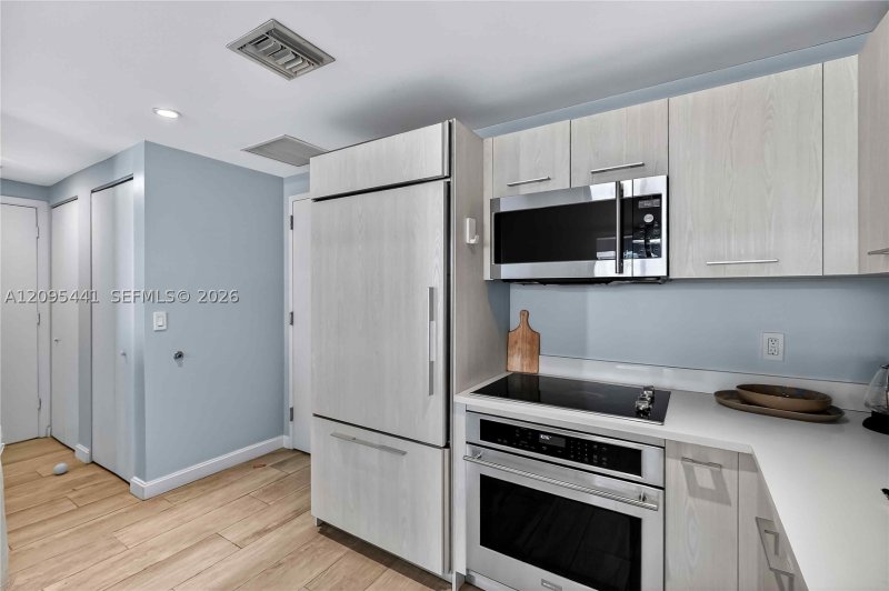 Property photo # 6