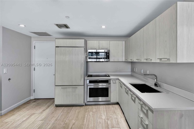 Property photo # 7