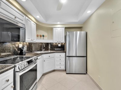 Comprar apartamento no Coral Ridge Towers East 420