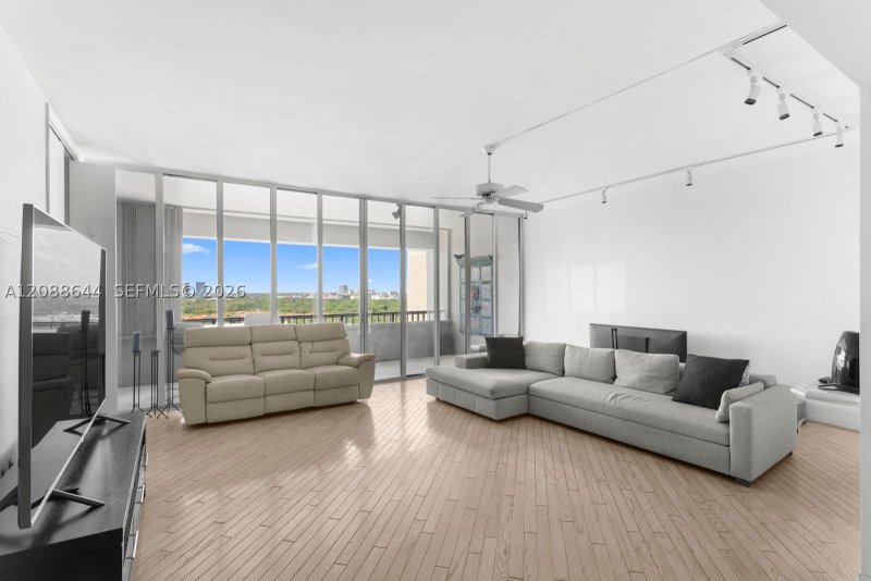 Comprar apartamento en Grove Isles Tower III CPH08