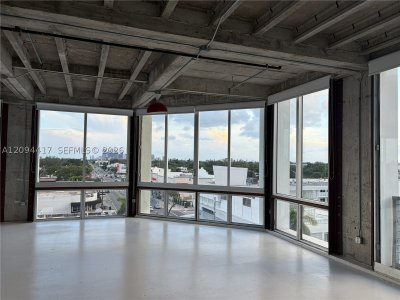 Aluguel de apartamento no The Bank Lofts R-509
