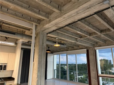 Aluguel de apartamento no The Bank Lofts R-509