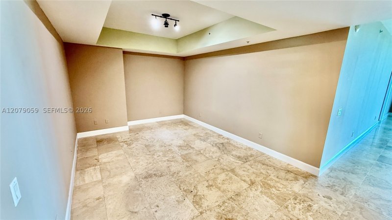 Alquiler de apartamento en One Fifty One at Biscayne 1403