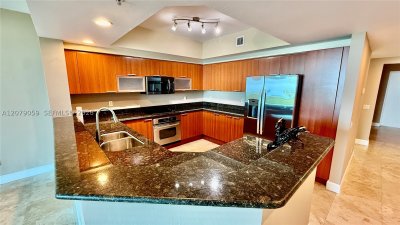 Alquiler de apartamento en One Fifty One at Biscayne 1403