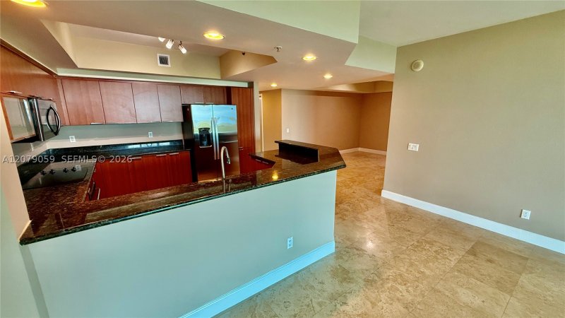 Alquiler de apartamento en One Fifty One at Biscayne 1403