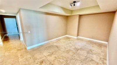 Alquiler de apartamento en One Fifty One at Biscayne 1403