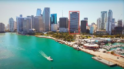Comprar apartamento no 50 Biscayne 4503