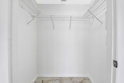 Comprar apartamento no 50 Biscayne 4503