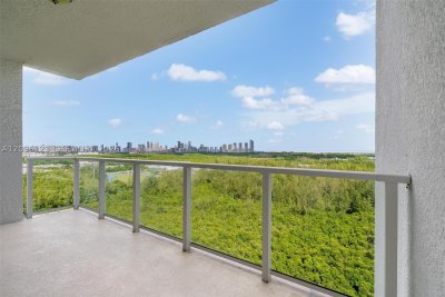 Comprar apartamento no One Fifty One at Biscayne 2008