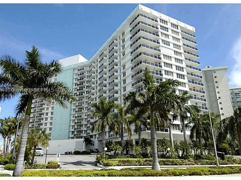 Comprar apartamento en Sea Air Towers 405