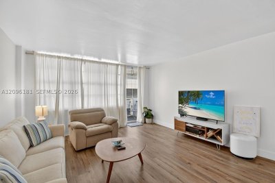 Comprar apartamento en Sea Air Towers 405