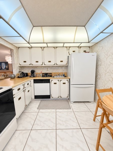 Condo for sale at Towers of Oceanview South 206