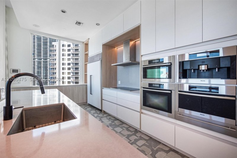 Condo for sale at Asia on Brickell 2504
