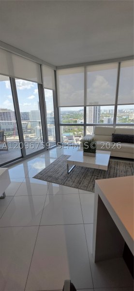 Apartment for rent at Paramount Miami WorldCenter 2104