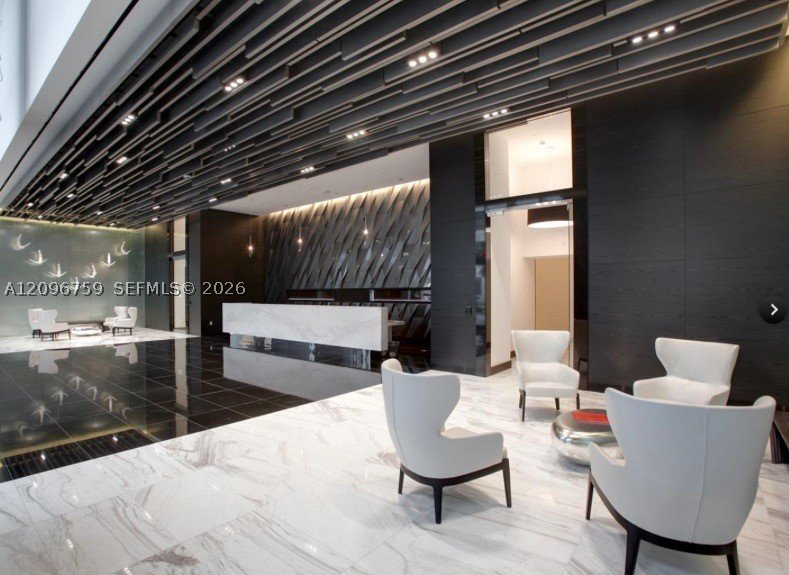 Apartment for rent at Paramount Miami WorldCenter 2104