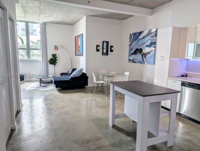 Loft Downtown I Apt #1204