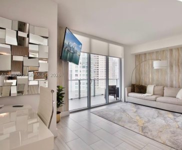 Brickell House Condo Apt #1711