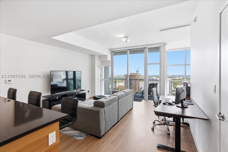 Property photo # 6