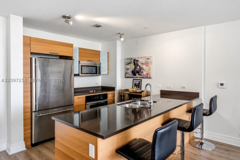 Property photo # 4