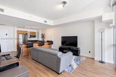 Property photo # 7