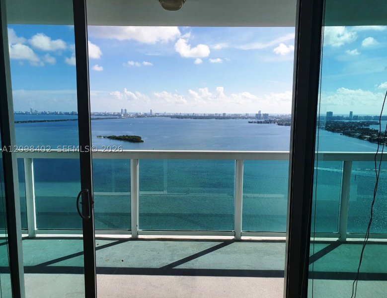 Comprar apartamento en 1800 Club 3405