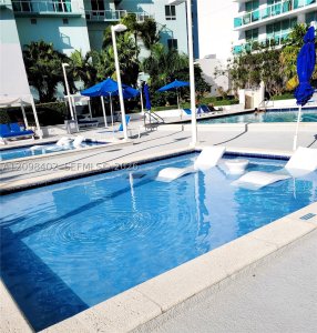 Comprar apartamento en 1800 Club 3405
