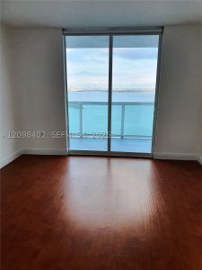 Comprar apartamento en 1800 Club 3405