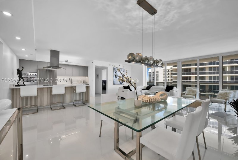 Comprar apartamento no Beach Club One 4110