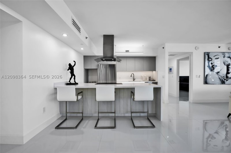 Comprar apartamento no Beach Club One 4110
